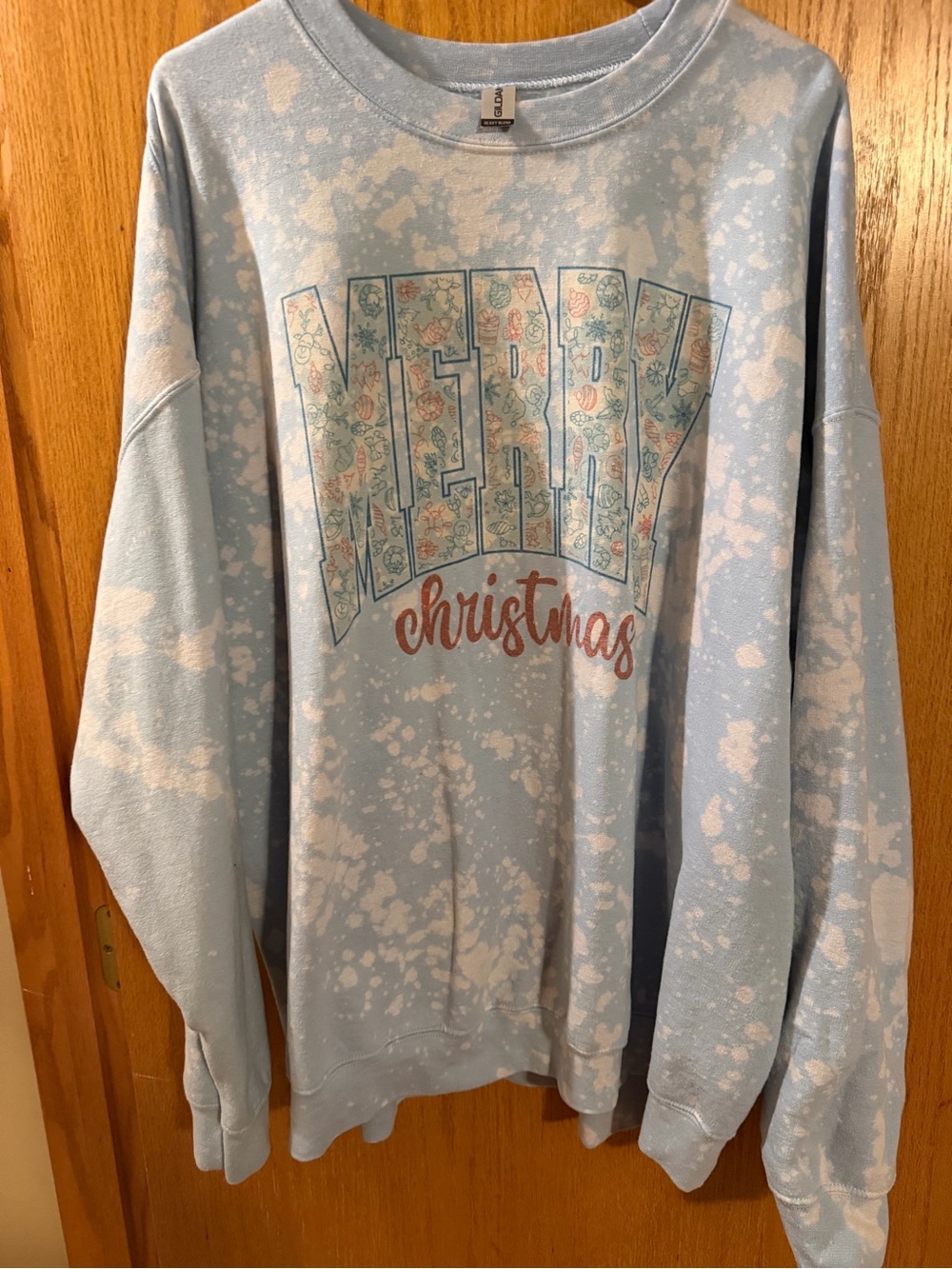 Gildan Light Blue 'Merry Christmas' Graphic Crewneck